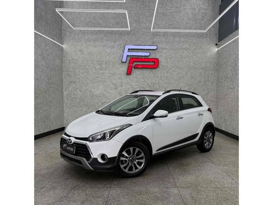 HYUNDAI HB20X 1.6 16V PREMIUM FLEX 4P AUTOMÁTICO HYUNDAI HB20X 1.6 16V PREMIUM FLEX 4P AUTOMÁTICO